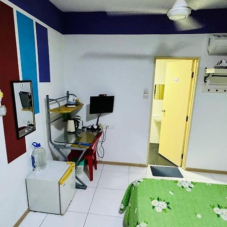 Vista Alam Roomstay Homestay Shah Alam Exteriör bild