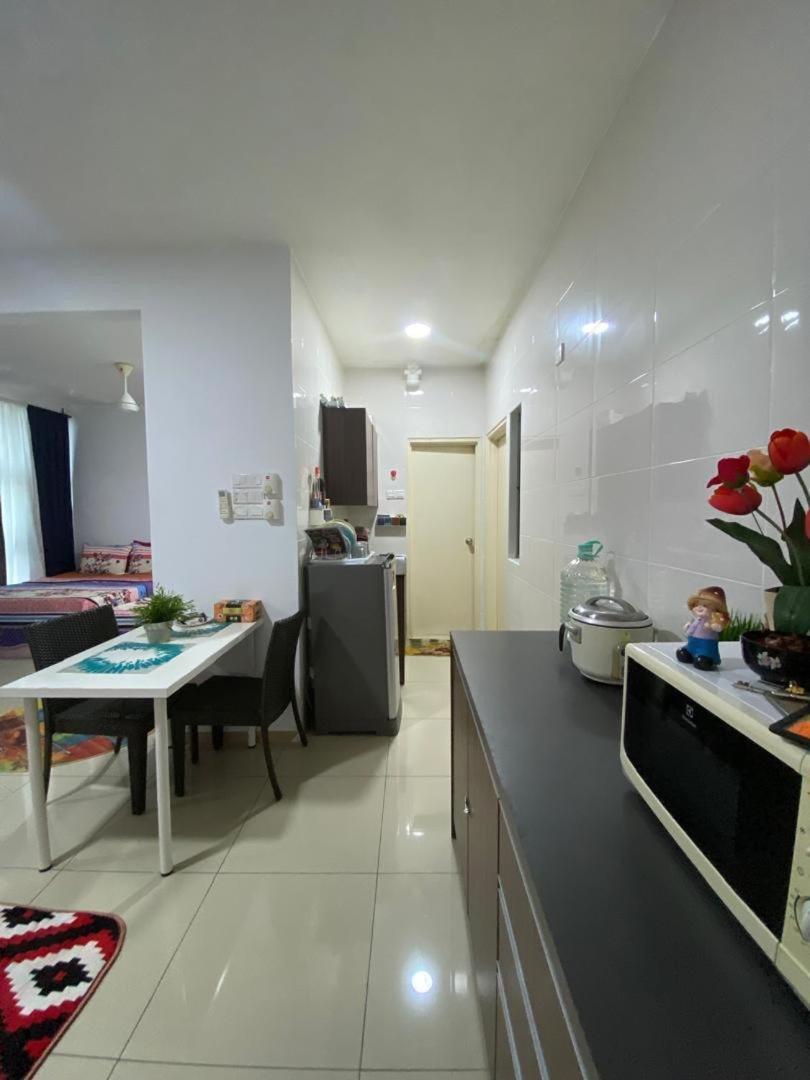 Vista Alam Roomstay Homestay Shah Alam Exteriör bild