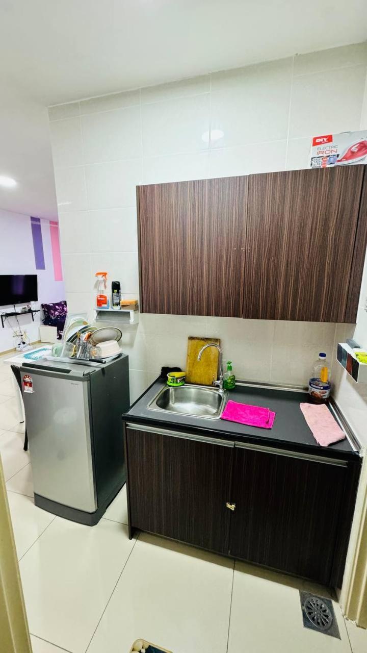 Vista Alam Roomstay Homestay Shah Alam Exteriör bild