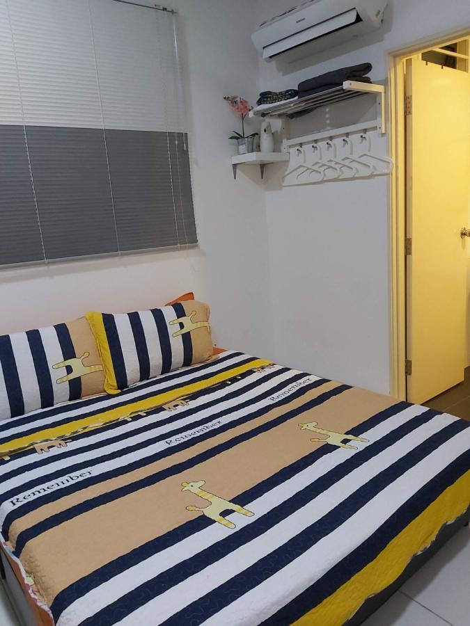 Vista Alam Roomstay Homestay Shah Alam Exteriör bild
